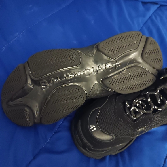 Balenciaga shoes - Picture 7 of 12